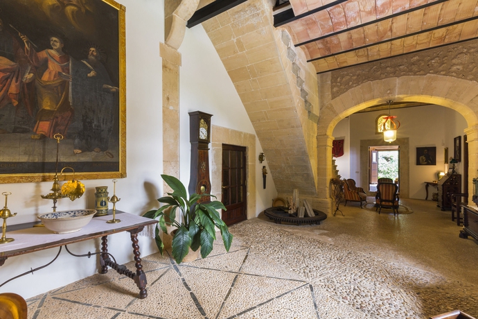 Imagen de los interiores del Finca Rústica Sa Torre De Santa Eug&egrave;nia. Foto 14