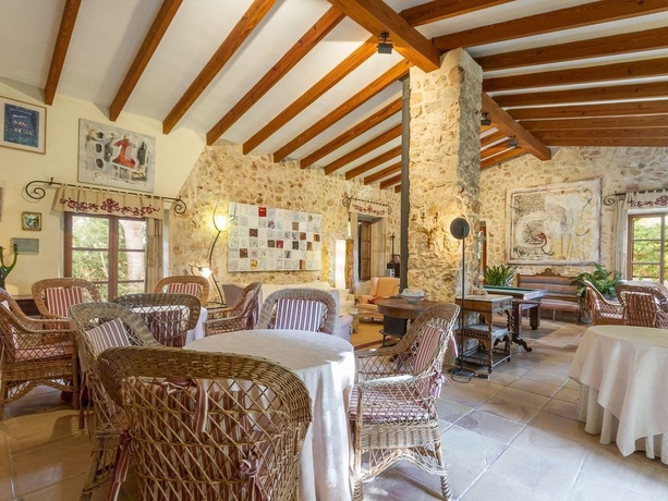 Imagen del bar/restaurante del Finca Rústica Son Foguero Agroturismo. Foto 3