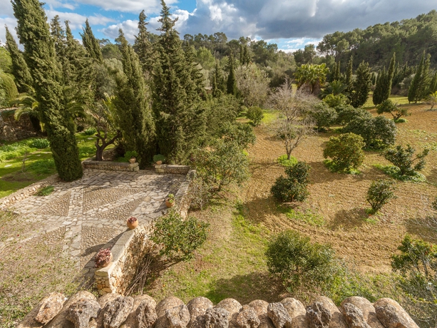 Imagen de los exteriores del Finca Rústica Son Foguero Agroturismo. Foto 11
