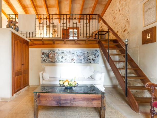 Imagen de los interiores del Finca Rústica Son Foguero Agroturismo. Foto 12