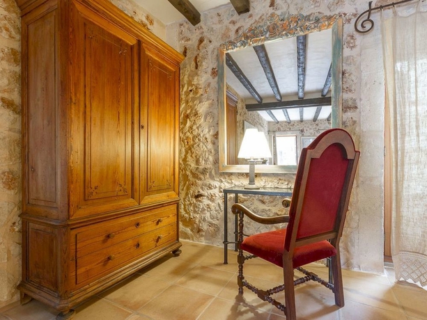 Imagen de la habitación del Finca Rústica Son Foguero Agroturismo. Foto 8