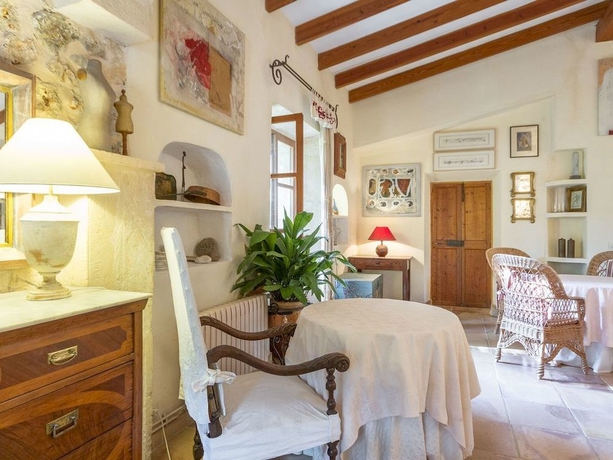 Imagen del bar/restaurante del Finca Rústica Son Foguero Agroturismo. Foto 5