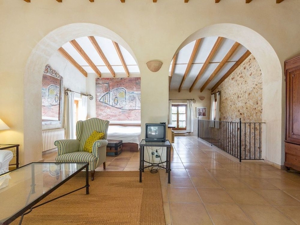 Imagen de los interiores del Finca Rústica Son Foguer&oacute; - Adults Only. Foto 14