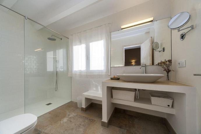 Imagen de la habitación del Finca Rústica Son Vives - Adults Only. Foto 3