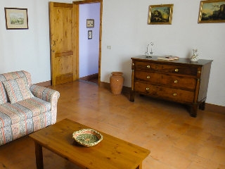 Imagen de los interiores del Finca Rústica Tenuta Di Colle Alberti Agriturismo. Foto 13