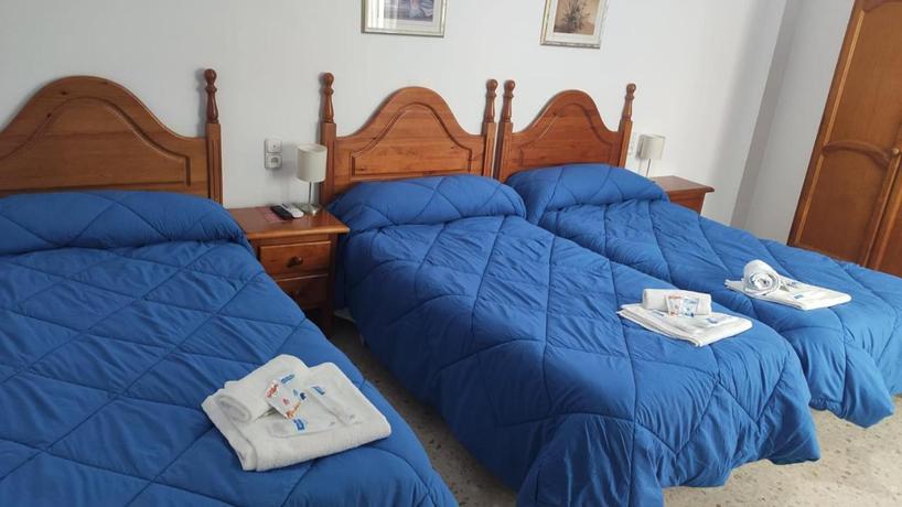 Imagen de la habitación del Hostal 24h Antequera. Foto 8