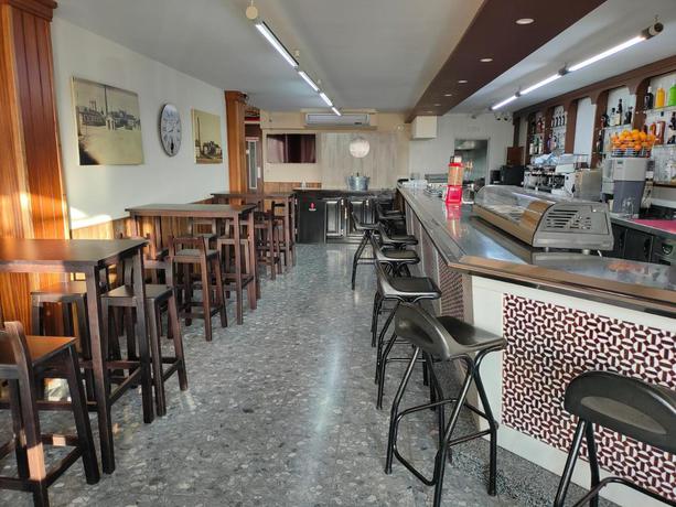 Imagen del bar/restaurante del Hostal 24h Antequera. Foto 2