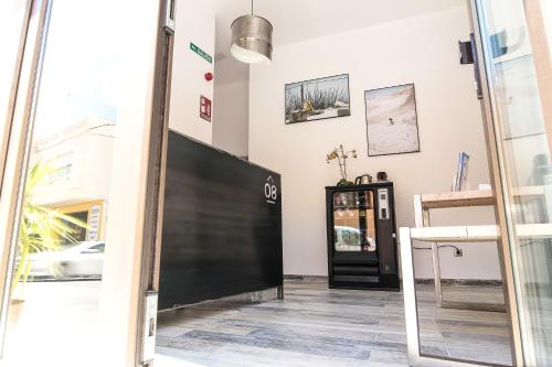 Imagen general del Hostal 8 Rooms Tarifa. Foto 5