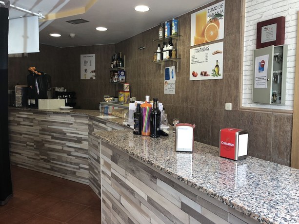 Imagen del bar/restaurante del Hostal 82. Foto 4