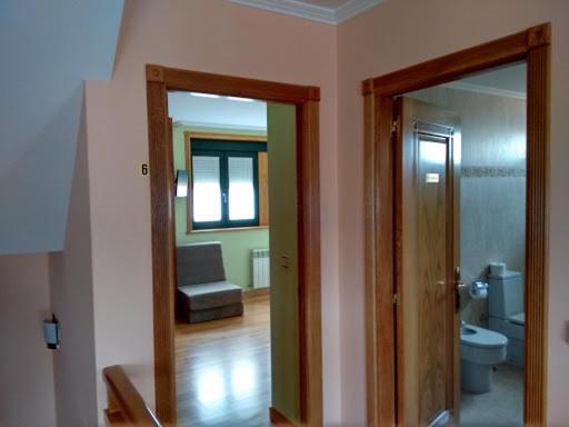 Imagen de los interiores del Hostal A L&uacute;a do Cami&ntilde;o. Foto 5