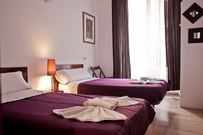 Imagen de la habitación del Hostal A Nuestra Se&ntilde;ora de La Paloma. Foto 10