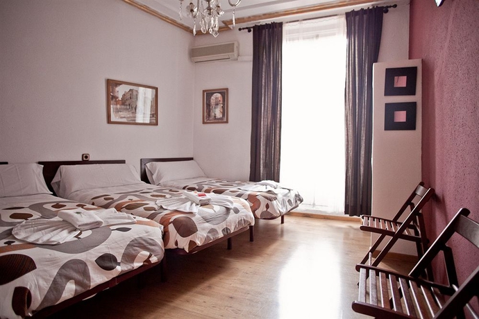 Imagen de la habitación del Hostal A Nuestra Se&ntilde;ora de La Paloma. Foto 11