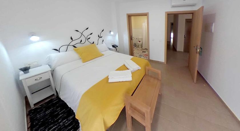 Imagen general del Hostal AQUAFORUM. Foto 7