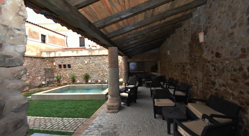 Imagen general del Hostal AQUAFORUM. Foto 18