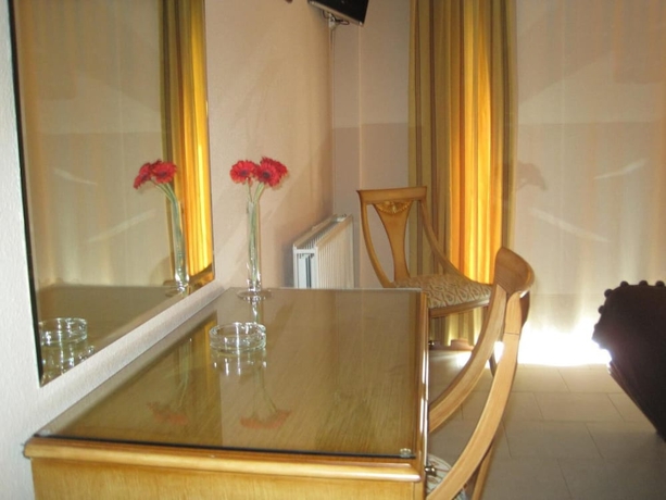 Imagen de la habitación del Hostal ARBA. Foto 12