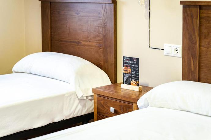 Imagen de la habitación del Hostal AS Fuente La Higuera I (Direcci&oacute;n ALBACETE). Foto 6