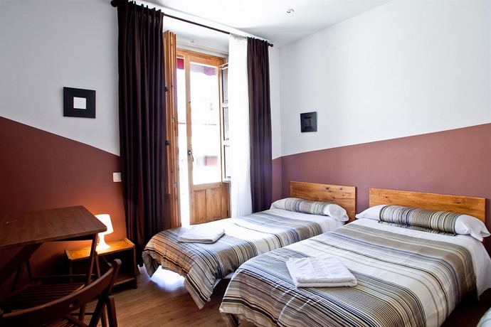 Imagen de la habitación del Hostal Abaaly. Foto 4