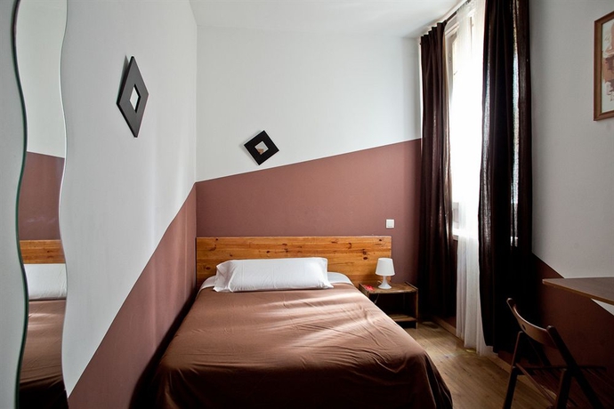 Imagen de la habitación del Hostal Abaaly. Foto 5