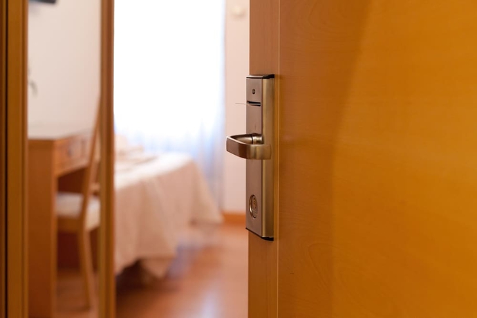 Imagen de la habitación del Hostal Abami Ii. Foto 5