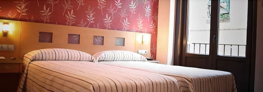 Imagen de la habitación del Hostal Abami Ii. Foto 10