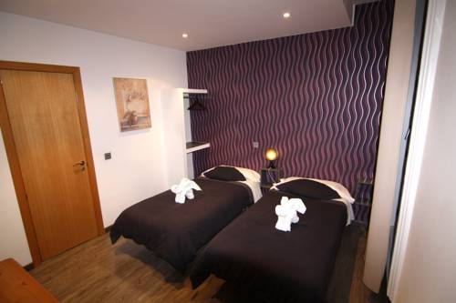 Imagen de la habitación del Hostal Abril. Foto 5