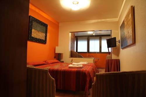 Imagen general del Hostal Acella, Pamplona. Foto 5