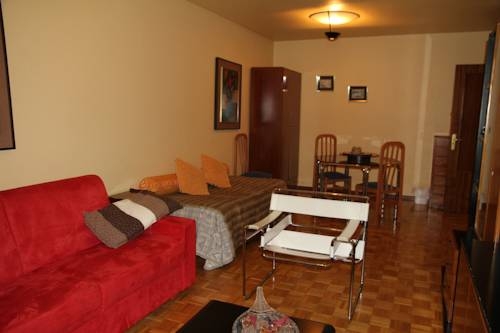 Imagen general del Hostal Acella, Pamplona. Foto 6