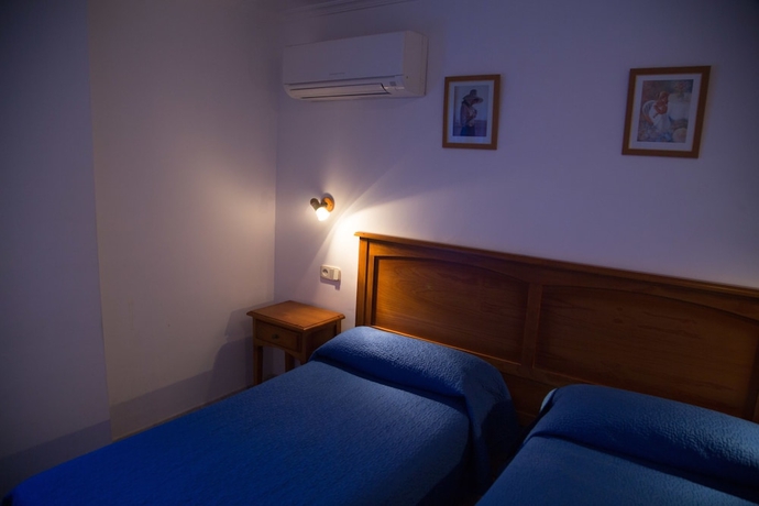 Imagen de la habitación del Hostal Acuario, Gálvez. Foto 11