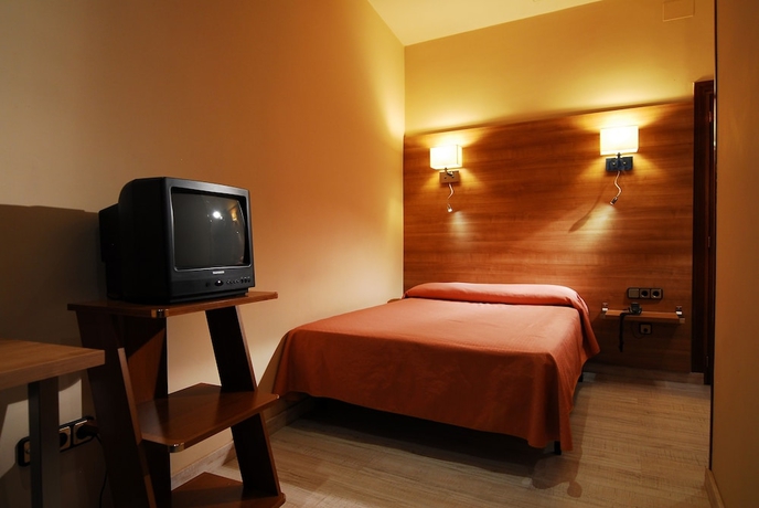 Imagen de la habitación del Hostal Aguilar. Foto 6