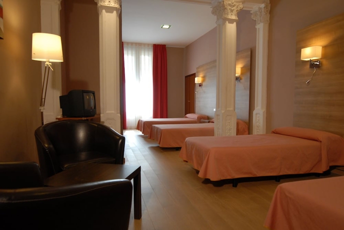 Imagen de la habitación del Hostal Aguilar. Foto 12