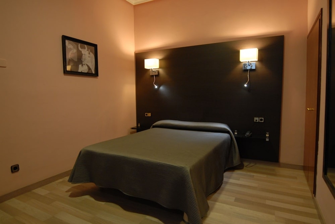 Imagen de la habitación del Hostal Aguilar. Foto 14