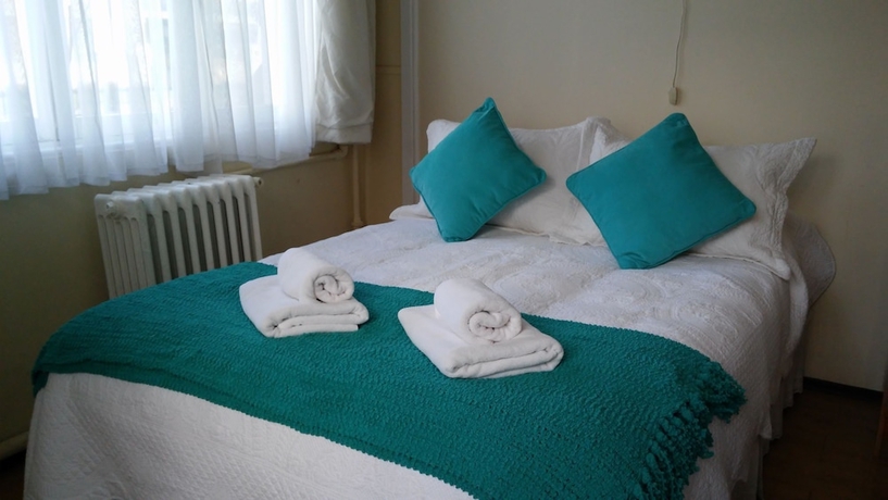 Imagen de la habitación del Hostal Ainil. Foto 8