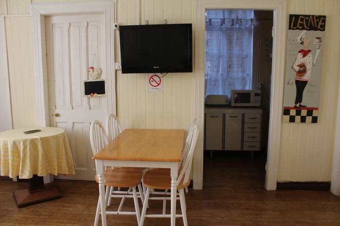 Imagen de los interiores del Hostal Ainil. Foto 18