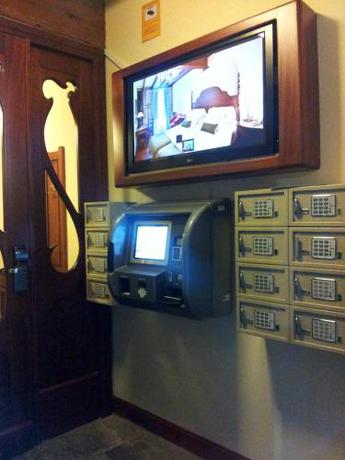 Imagen de los interiores del Hostal Airas Nunes By Pousadas De Compostela. Foto 7