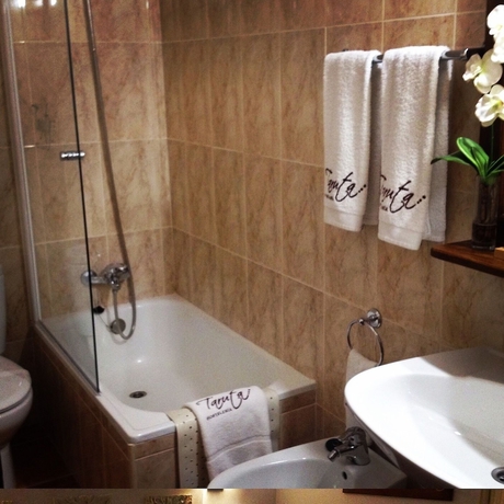 Imagen de la habitación del Hostal Alba Taruta. Foto 6