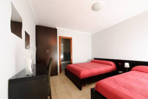 Imagen de la habitación del Hostal Alba, Torrevieja. Foto 11