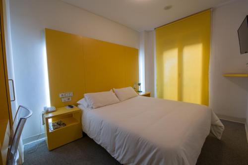 Imagen de la habitación del Hostal Albany, León. Foto 4