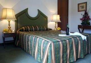 Imagen de la habitación del Hostal Albergaria Valbom. Foto 4