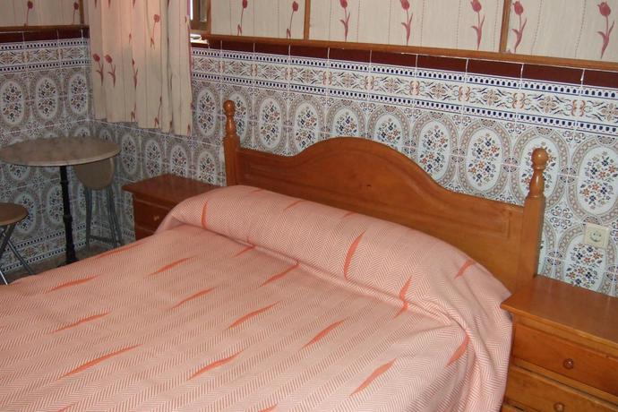 Imagen de la habitación del Hostal Alcázar, Córdoba. Foto 2