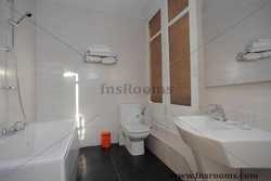 Imagen de la habitación del Hostal Alc&aacute;zar Regis. Foto 3