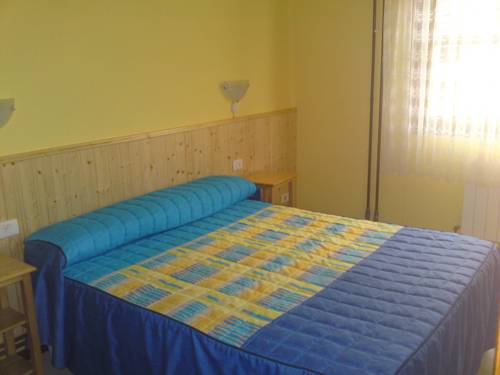 Imagen de la habitación del Hostal Alce, Nigr&aacute;n. Foto 14