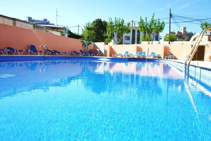 Imagen general del Hostal Alcina. Foto 9