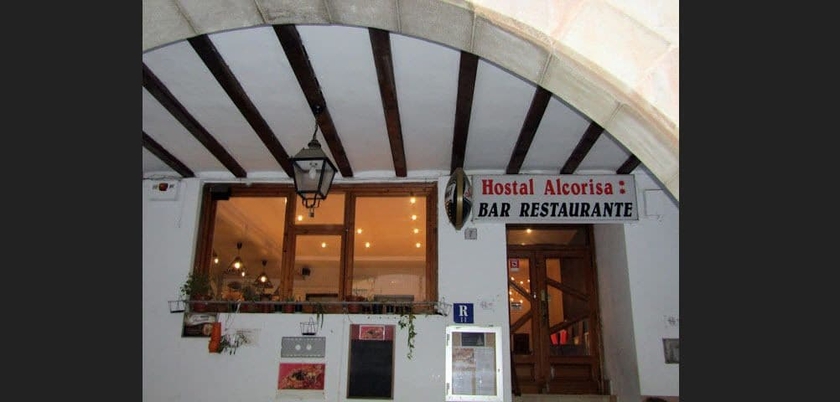Imagen de los interiores del Hostal Alcorisa. Foto 18