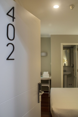 Imagen de la habitación del Hostal Alda Miramar Rooms. Foto 9