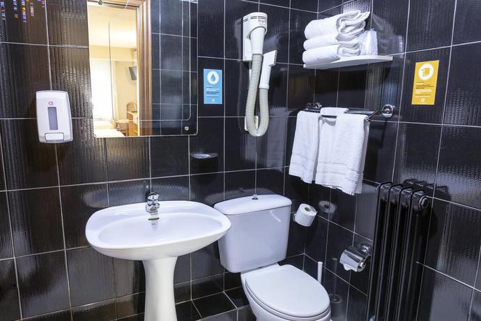 Imagen general del Hostal Alda Palencia Plaza. Foto 8