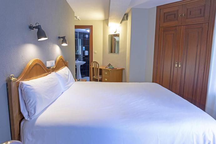 Imagen general del Hostal Alda Palencia Plaza. Foto 14