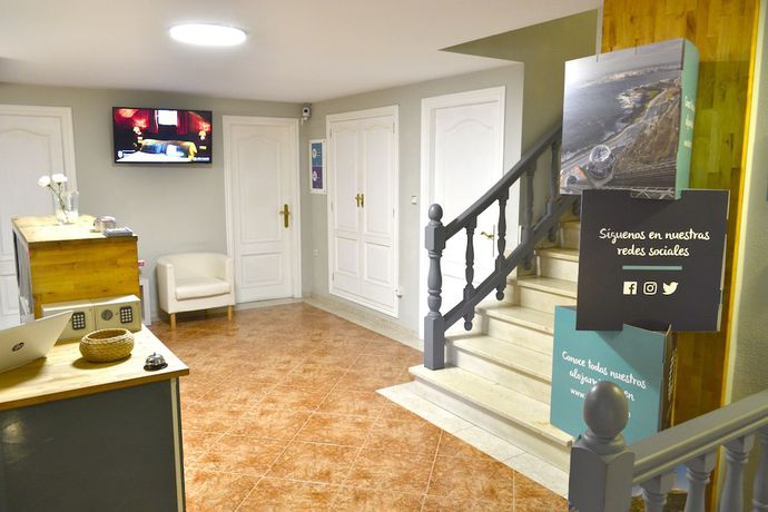 Imagen de los interiores del Hostal Alda Puerta Coruña. Foto 7