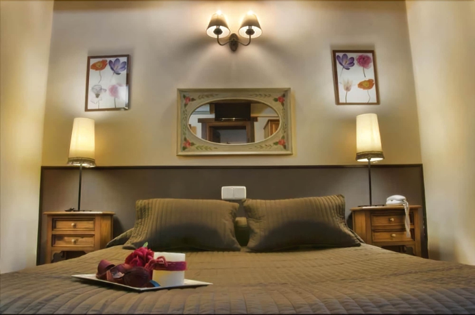 Imagen de la habitación del Hostal Alfonso Xii, Toledo. Foto 5