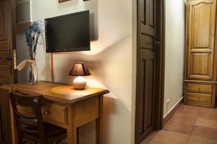 Imagen de la habitación del Hostal Alfonso Xii, Toledo. Foto 7