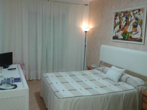 Imagen general del Hostal Alhaja Playa. Foto 7